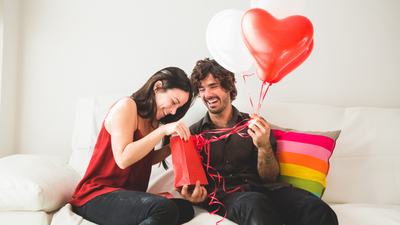 5 Valentine’s Day love stories to recreate the joy for the festival of love.