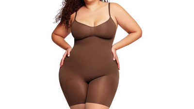 Shapewear for Plus-Size Women: Embracing Curves with Confidence