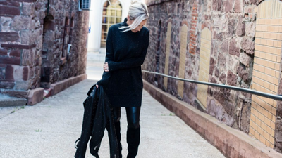 From Snowy Days to Night Out: Faux Leather Leggings Styling Tips